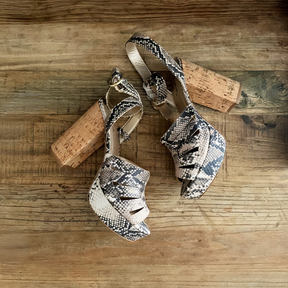 Qupid Snake Print Platform Heels - Black and Cream